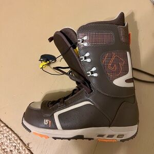 Burton Hail snowboard boots size 11